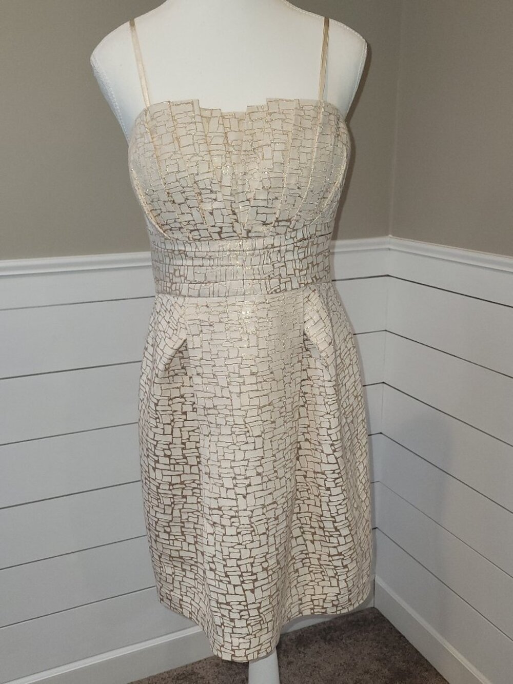 Max and Cleo Ivory Gold Metallic Strapless or Straps Cocktail/PartyDress-Size 8